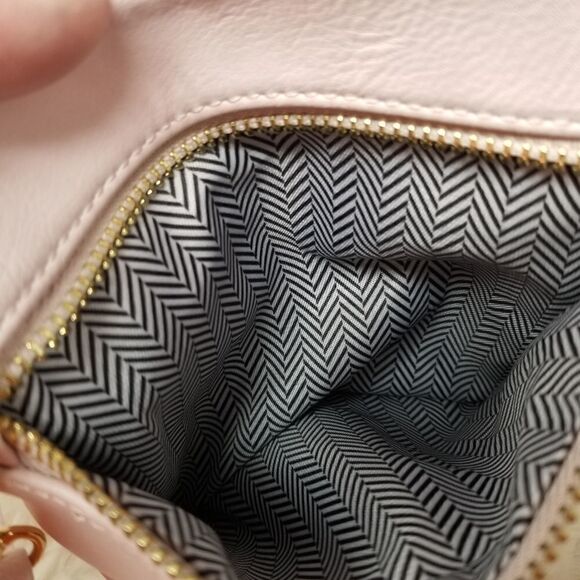 Light pink leather look crossbody bag - Picture 11 of 12